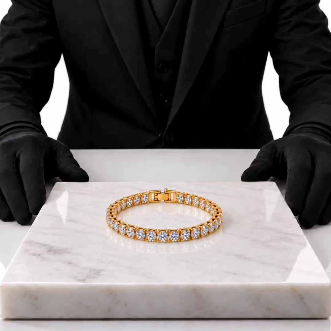 PETALS Cubic Zirconia Diamonds Gold Plated Bracelet